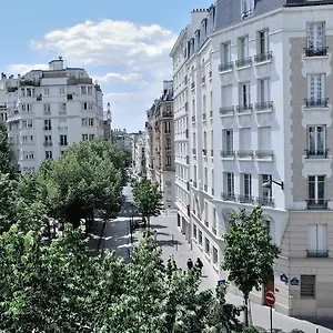 Verlaine Hotel